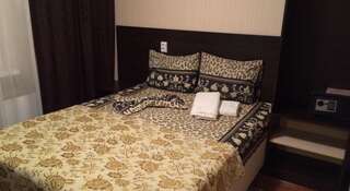 Гостиница Южный Новороссийск Семейный люкс с 2 спальнями-8